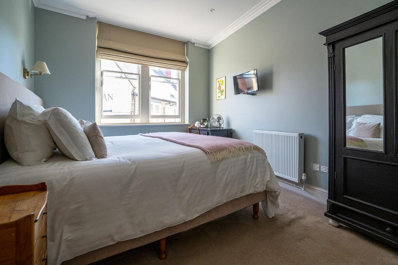 Bistro Lotte Bed and Breakfast Frome Εξωτερικό φωτογραφία